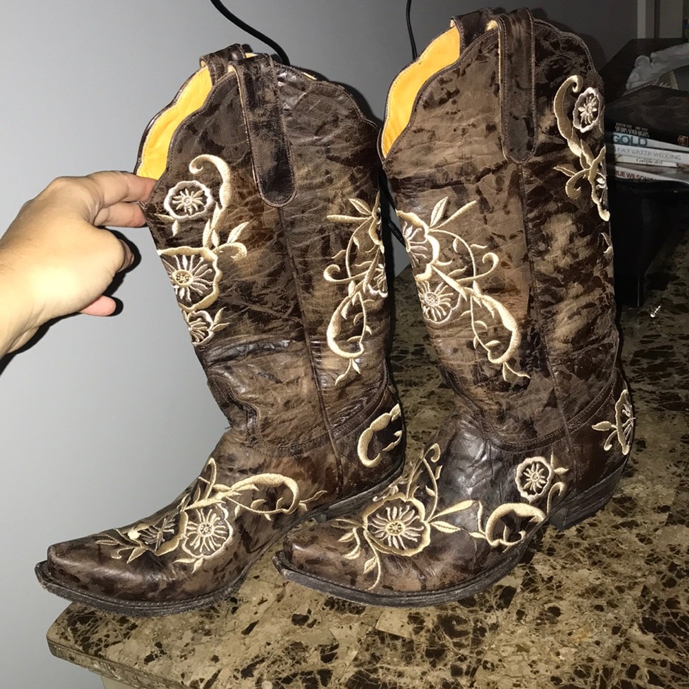 Old gringo boots